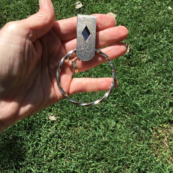 Square Dancing Belt Clip Ring Hand Gripper Dance Accessory - Picture 3 of 5